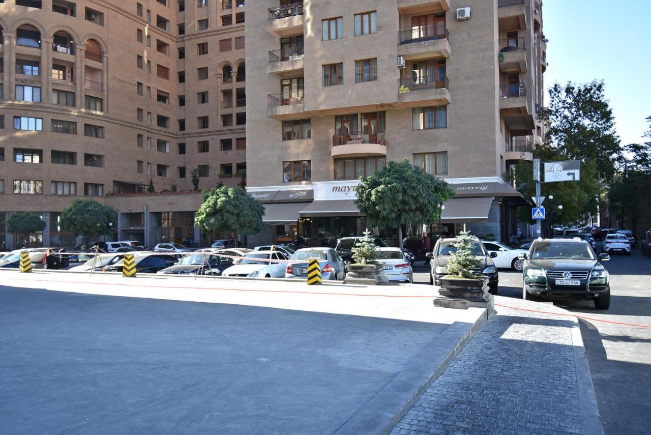 Yerevan4You Courtyard ภายนอก รูปภาพ